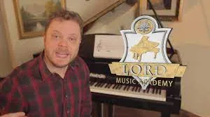 Capa: Lord Music Academy: Baixe o Curso de Piano para Iniciantes