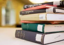 Capa: Baixe Agora: Curso Completo e Apostilas Exclusivas!