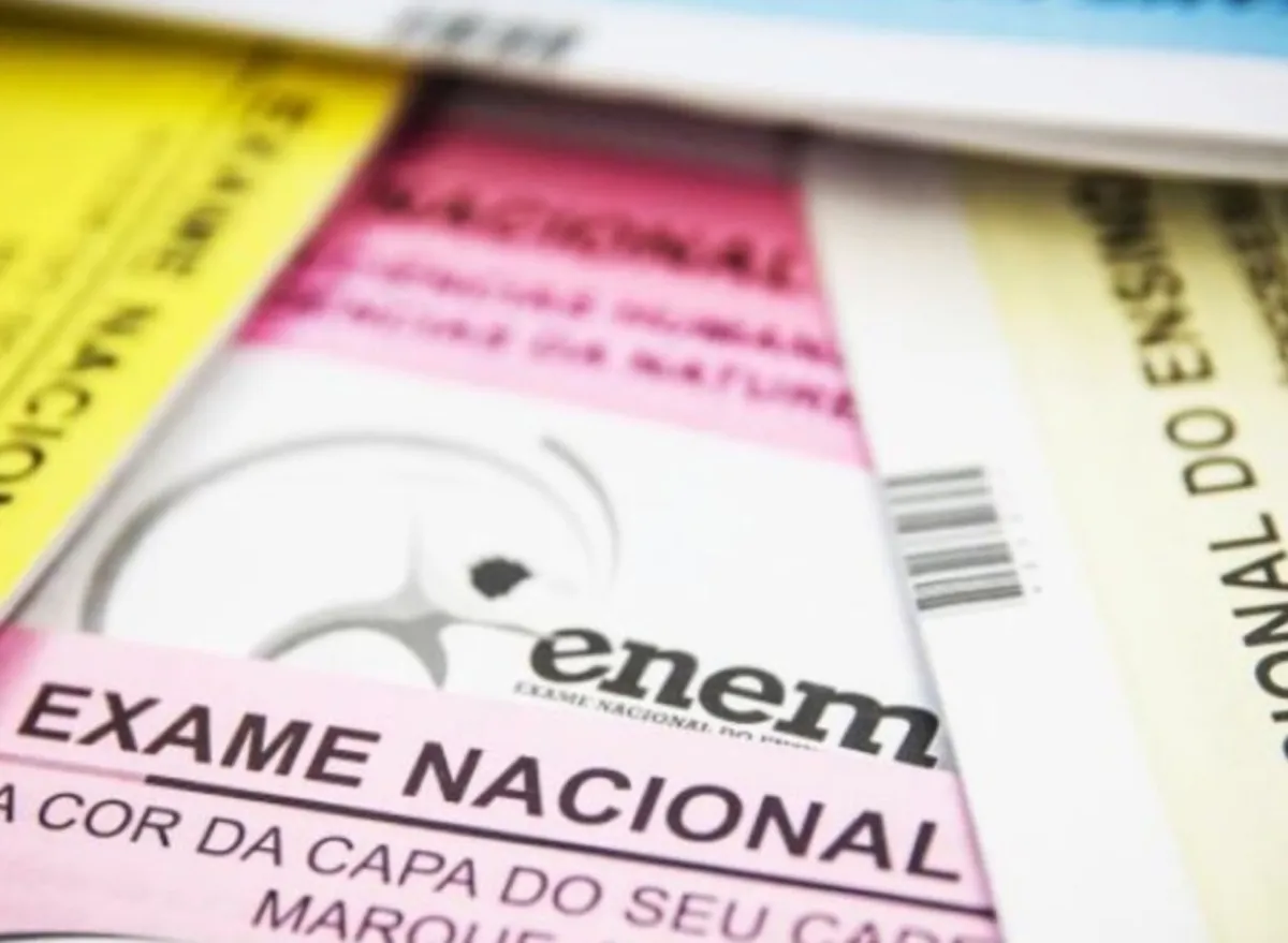 Capa: ENEM (2020/2021): Baixe o Curso Estratégia Vestibular Completo