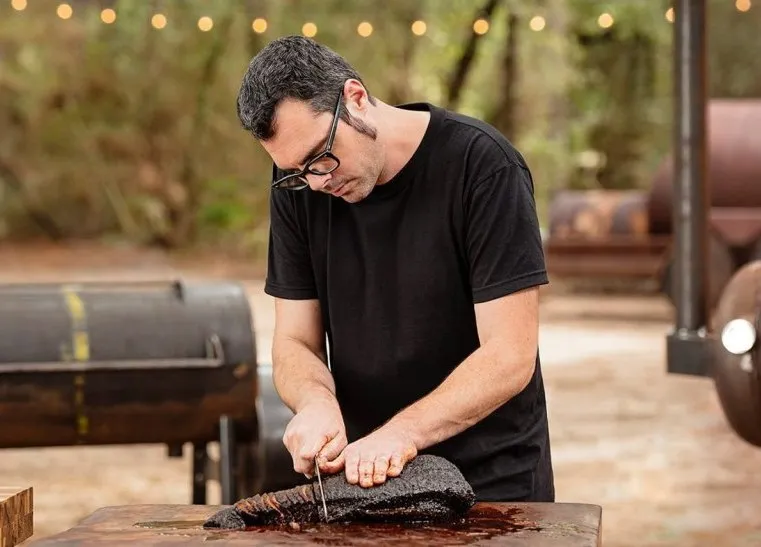 Capa: MasterClass Aaron Franklin: Baixe o Curso de Texas BBQ Agora!