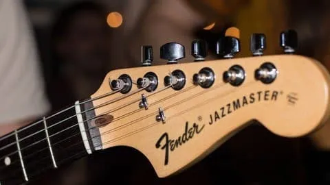 Capa: Curso de Guitarra e Violão Gabriel Felix: Baixe Agora!