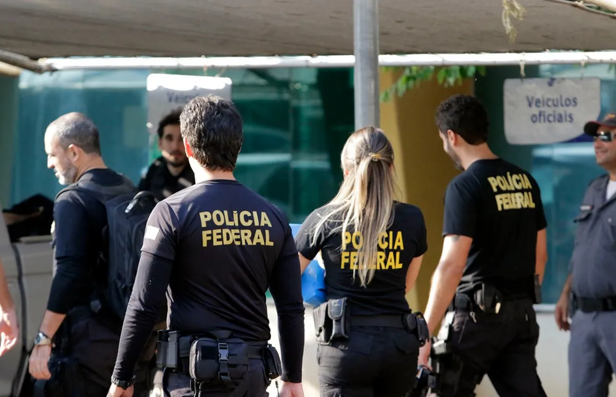 Capa: Baixar Curso Agente PF: Estratégia Concursos Completa!